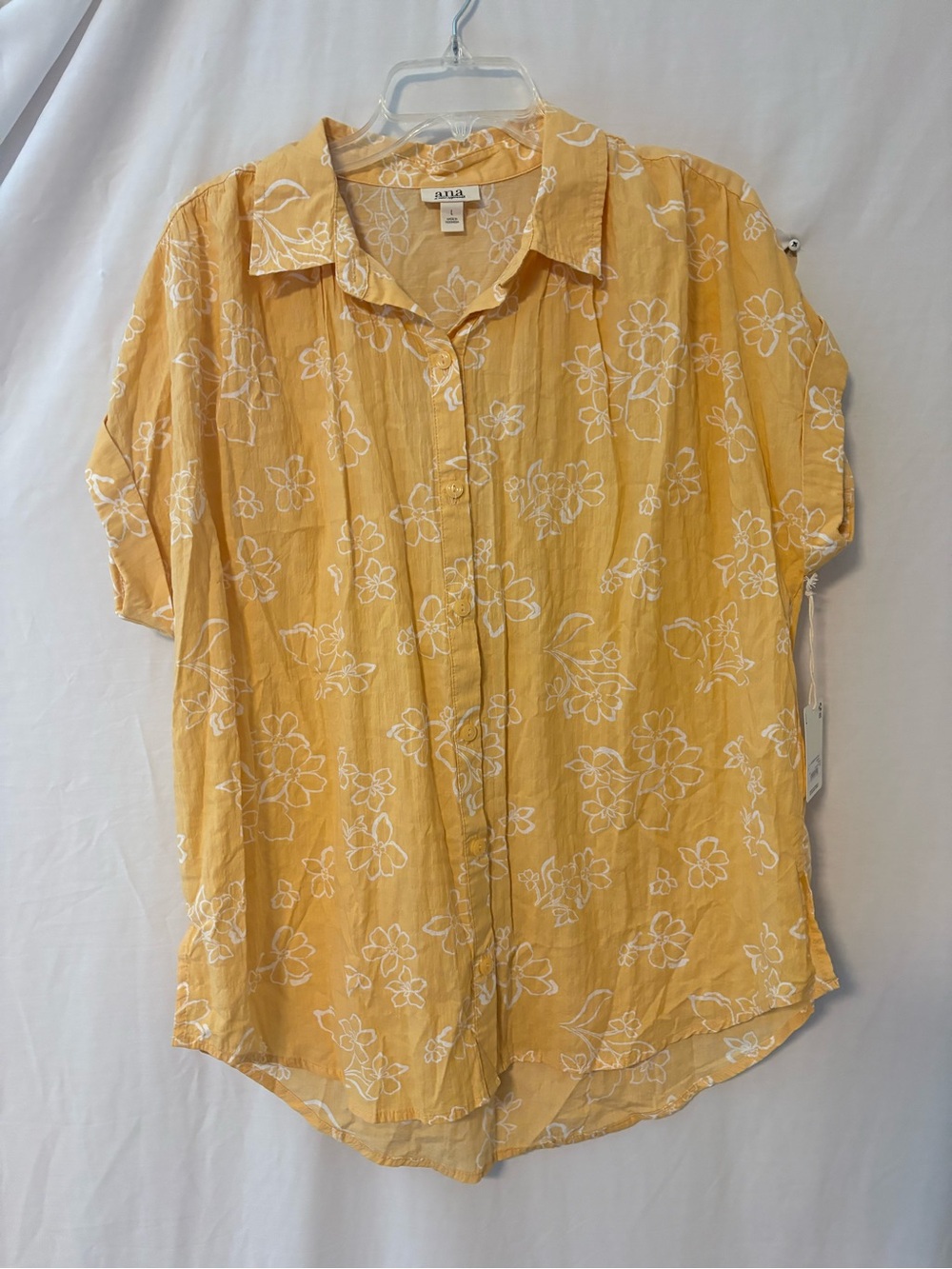 a.n.a Yellow Floral Button-Front Top